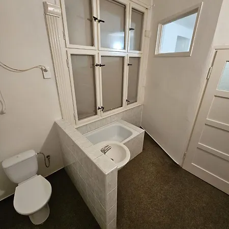 Husova Appartamento Liberec