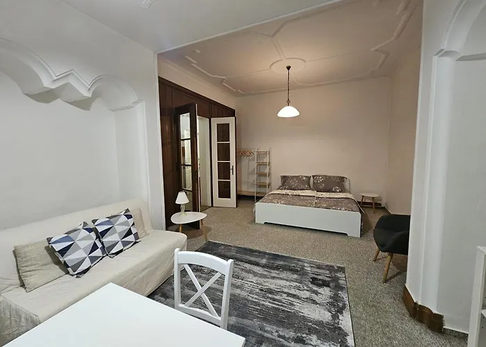 Husova Apartamento